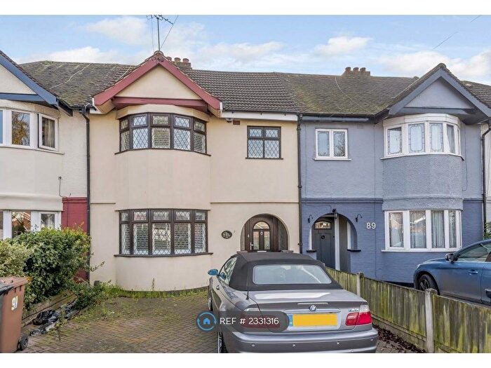 4 Bedroom Terraced House To Rent In New Road, London, E4