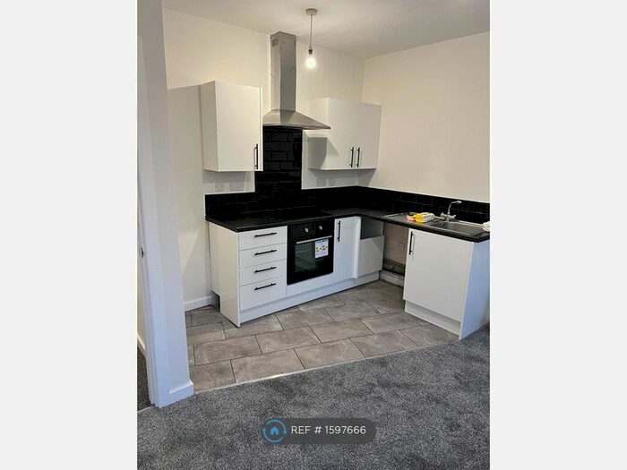 1 Bedroom Flat To Rent In School House, Preston, PR1