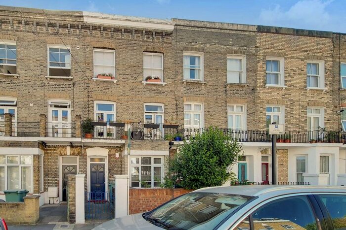 1 Bedroom Flat To Rent In Davenant Road, Upper Holloway, London, N19