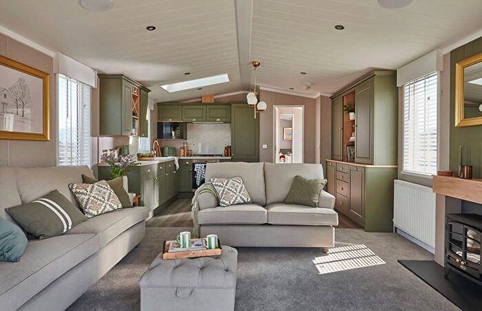 2 Bedroom Lodge For Sale In Newton Le Willows, Bedale, DL8