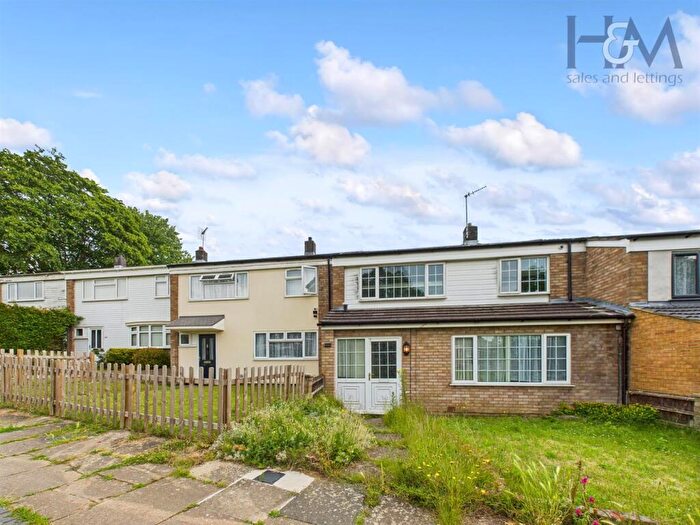 5 Bedroom Detached House To Rent In Verity Way, Stevenage, Hertfordshire, SG1