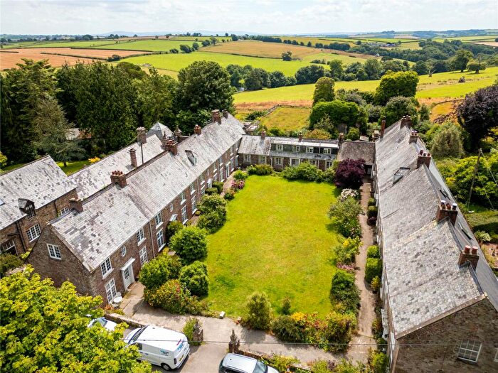 3 Bedroom Terraced House For Sale In Devon, EX38