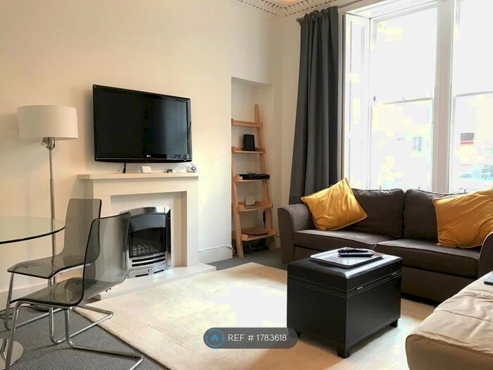 2 Bedroom Flat To Rent In Caledonian Road, Edinburgh, EH11