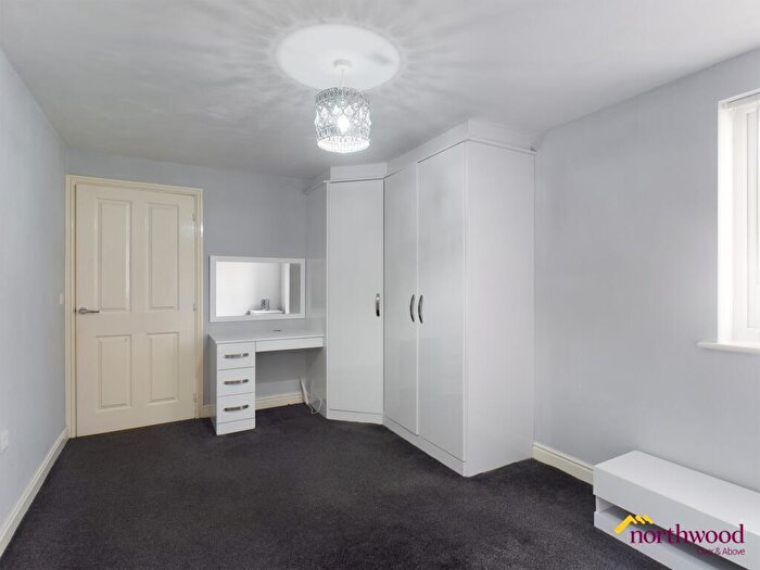 1 Bedroom Flat To Rent In Lockeepers Way, Hanley, ST1