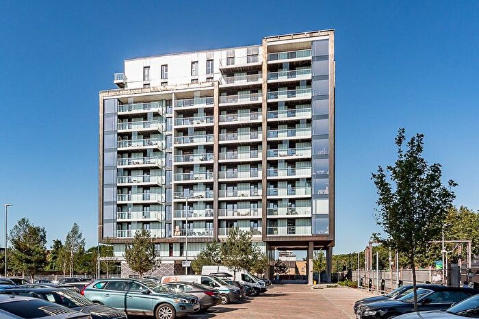 2 Bedroom Flat To Rent In Station Approach, Hoe Street, London, E17