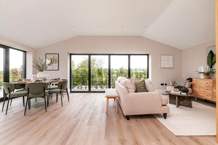 2 Bedroom Detached House For Sale In Church Farm, Sparsholt, SO21