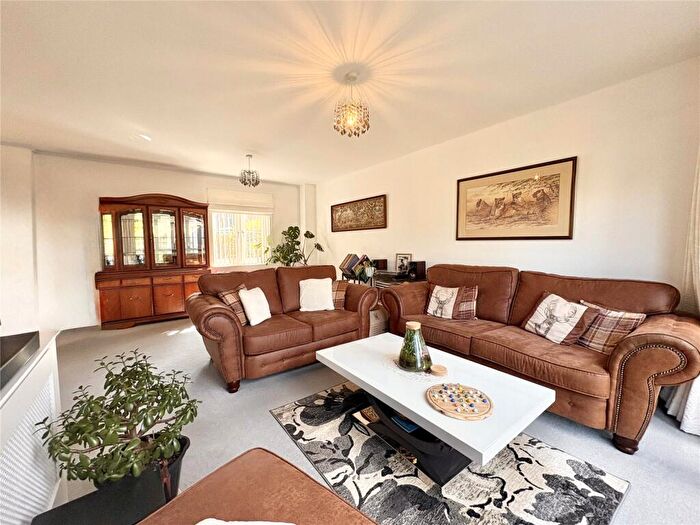 3 Bedroom Terraced House For Sale In Old Brewery Way, Horndean, Waterlooville, Hampshire, PO8