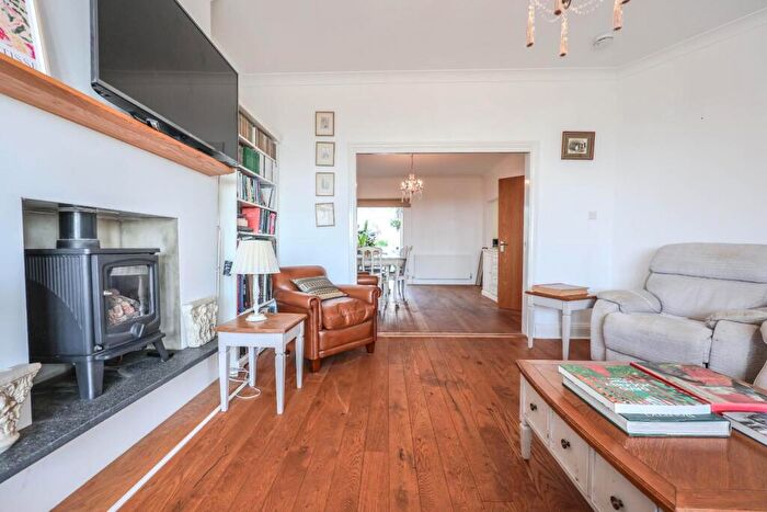 5 Bedroom Terraced House For Sale In Grand Parade, Leigh-On-Sea, SS9