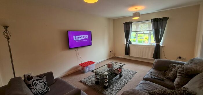 2 Bedroom Flat To Rent In Goodwood Court, Rode Heath, Stoke-On-Trent, ST7