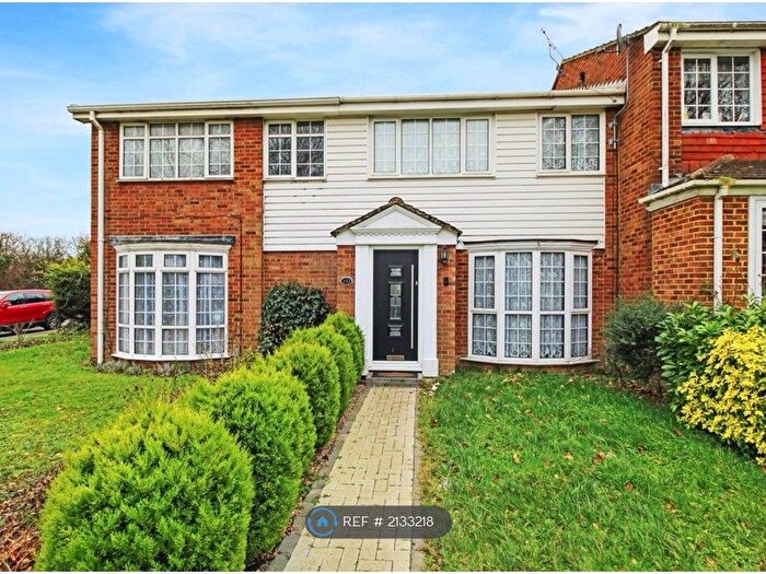 3 Bedroom End Of Terrace House To Rent In Mierscourt Road, Rainham, Gillingham, ME8