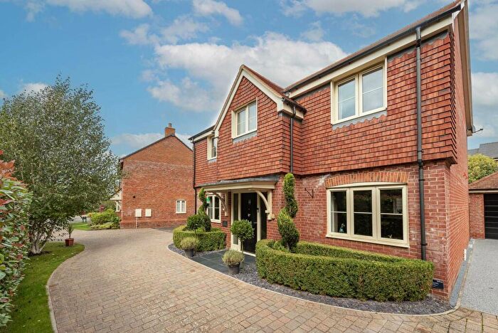 4 Bedroom Detached House For Sale In Chapel Drive, Aston Clinton, HP22