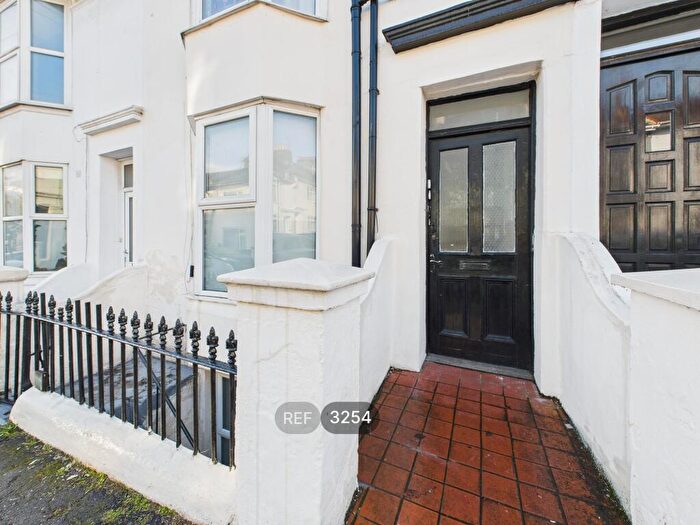 1 Bedroom Flat To Rent In Aberdeen Road, Brighton, East Sussex, BN2