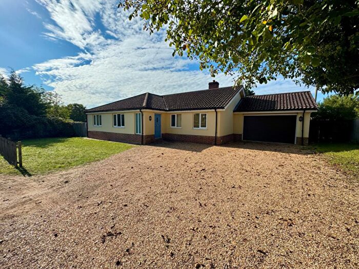 4 Bedroom Detached Bungalow To Rent In Drift Road, Lakenheath, Brandon, IP27