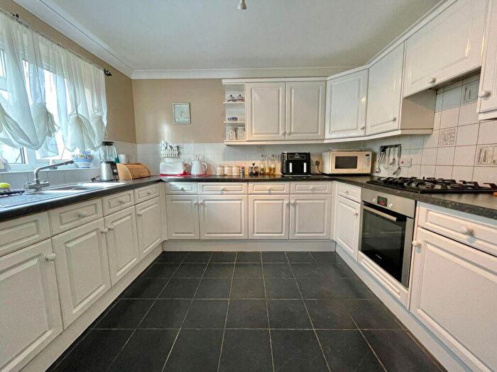 3 Bedroom Detached Bungalow For Sale In Overstone Drive, Coldham, PE14