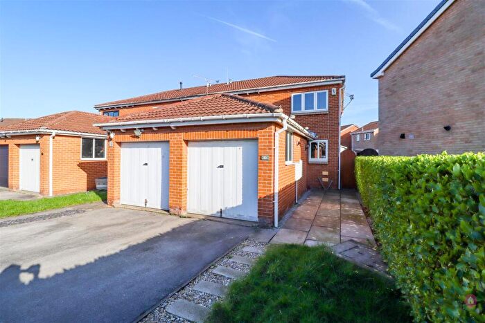 2 Bedroom Semi-Detached House For Sale In Grizedale Avenue, Sothall, Sheffield, S20