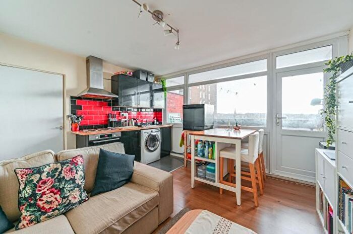 2 Bedroom Flat For Sale In Ellison House, Lewisham Road, London, SE13