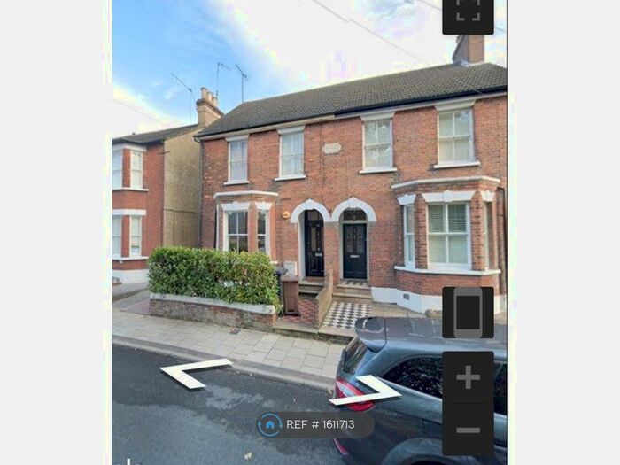 2 Bedroom Maisonette To Rent In St. Peters Road, St. Albans, AL1