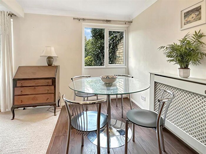 2 Bedroom Terraced House For Sale In Campkin Road, Cambridge, CB4