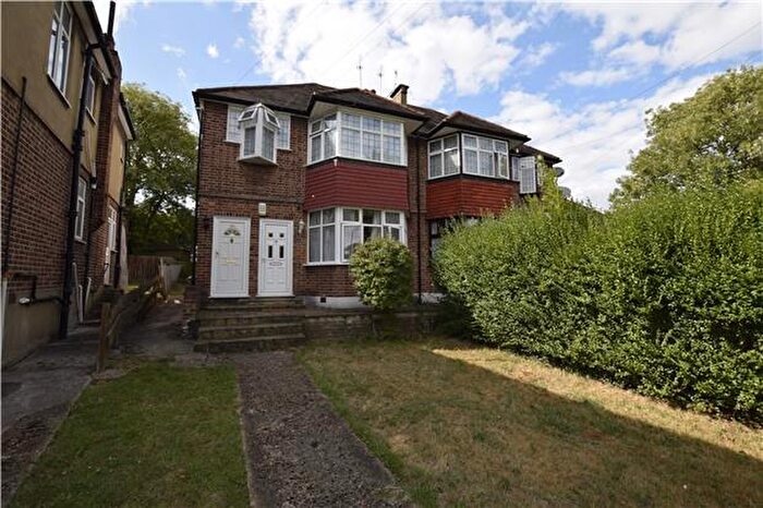 1 Bedroom Flat To Rent In Leith Close, Kingsbury, London, NW9