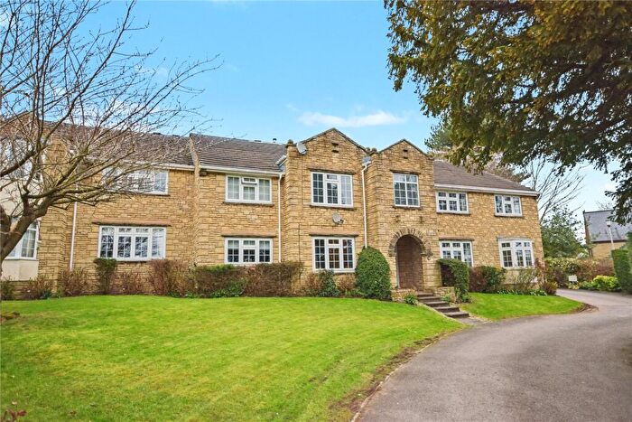 2 Bedroom Apartment For Sale In Glendower Park, Leeds, West Yorkshire, LS16