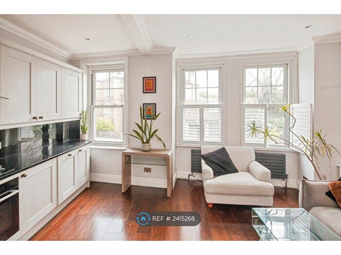 2 Bedroom Flat To Rent In Queenstown Road, London, SW8