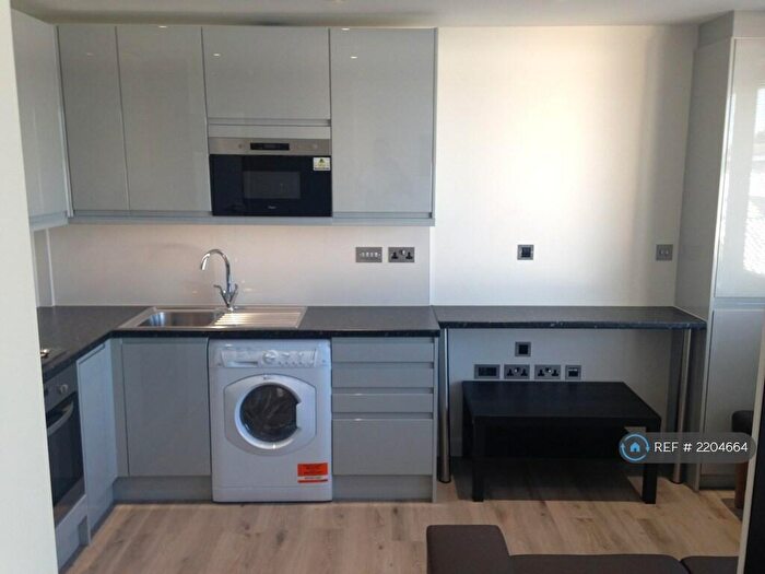 Studio To Rent In Woodfield Court, Stanmore, HA7