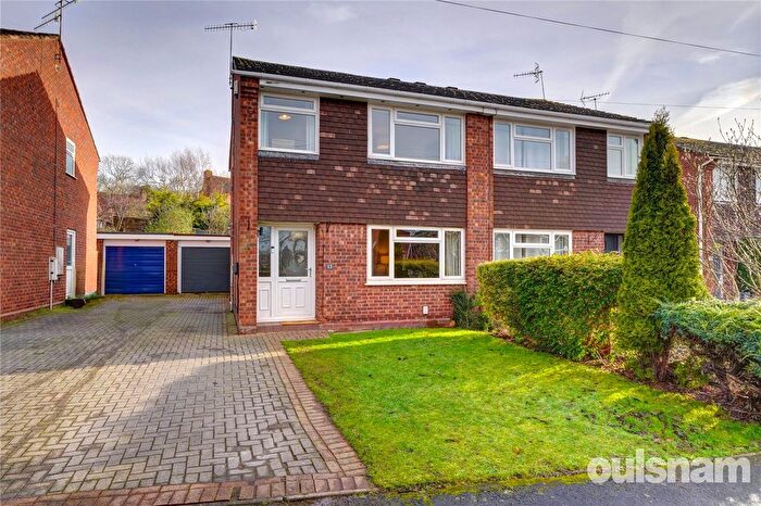 3 Bedroom Semi Detached House For Sale In Belfry Road, Droitwich, Worcestershire, WR9