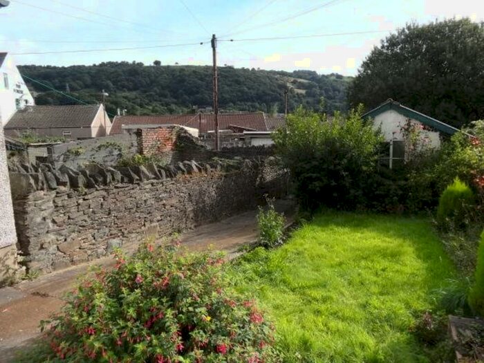 Barn Conversion To Rent In Queen Street, Pontypridd, CF37