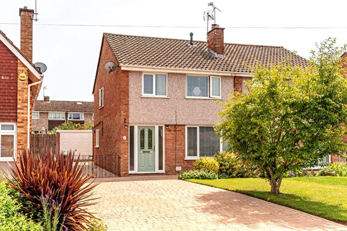 3 Bedroom Semi-Detached House For Sale In Ashgrove, Thornbury, Bristol, BS35