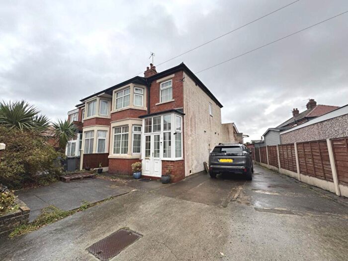 3 Bedroom Semi Detached House For Sale In Darley Avenue, Blackpool, FY4