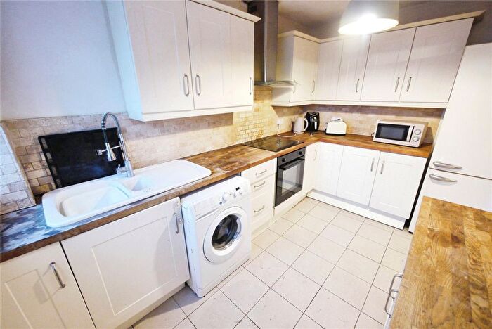 3 Bedroom Terraced House For Sale In London Road, Brentwood, Essex, CM14