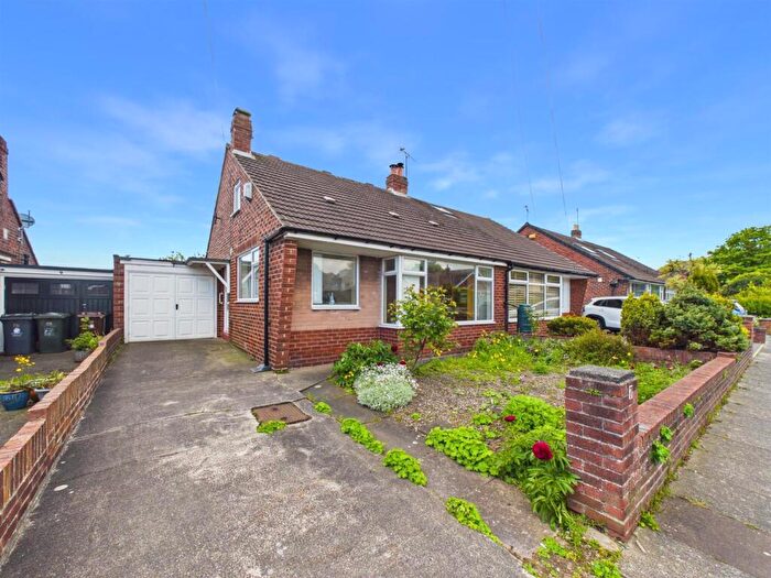 2 Bedroom Semi-Detached Bungalow For Sale In Alder Grove, Monkseaton, NE25