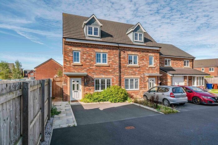 4 Bedroom Semi-Detached House For Sale In Mill Lane, Coppull, PR7