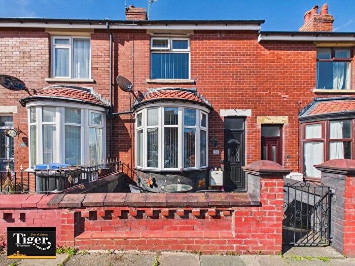 2 Bedroom Terraced House For Sale In Grenfell Avenue, Blackpool, FY3