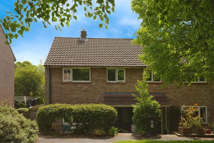 3 Bedroom End Of Terrace House For Sale In Morris Road, Bristol, BS7
