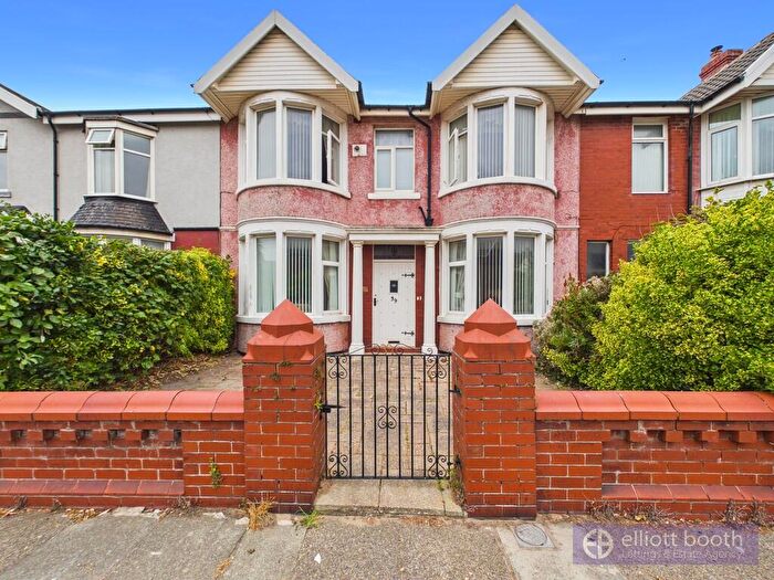 4 Bedroom Terraced House For Sale In Rosebery Avenue, FY4