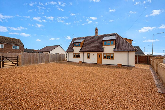 2 Bedroom Detached House For Sale In The Street, Beck Row, Bury St. Edmunds, IP28