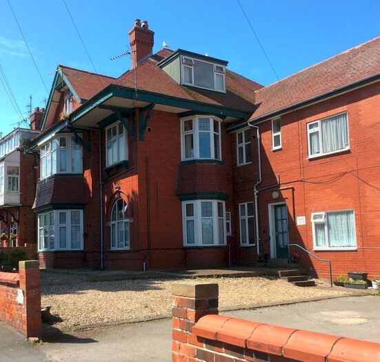 1 Bedroom Flat To Rent In Cardigan Road, Bridlington, YO15
