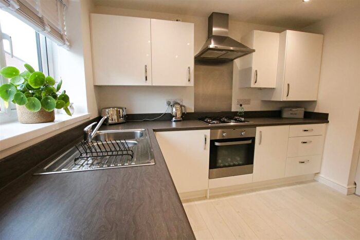 2 Bedroom Semi-Detached House For Sale In Bryndale Close, Bircotes, Doncaster, DN11