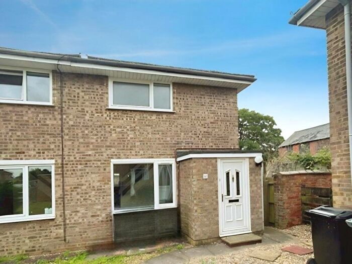 2 Bedroom House To Rent In Clover Road, Market Deeping, PE6