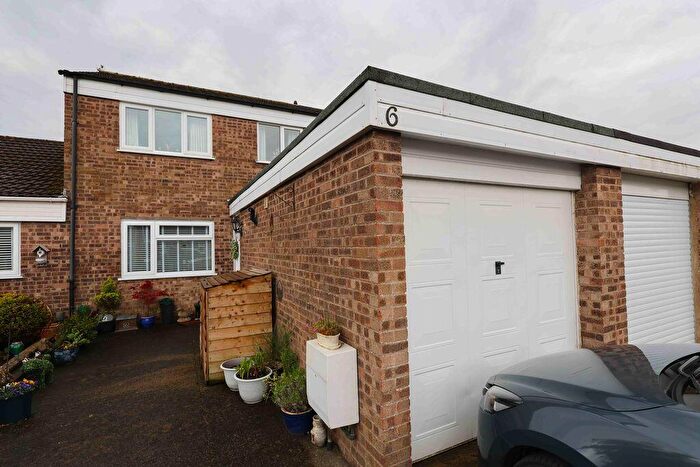 3 Bedroom Terraced House For Sale In Otter Road, Clevedon, BS21