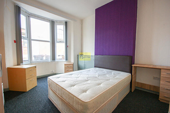 4 Bedroom Terraced House To Rent In Hazelwell Street, Stirchley, Birmingham, B30