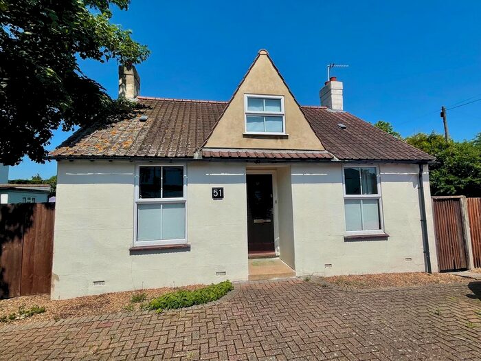 2 Bedroom Bungalow For Sale In Manor Lane, Sunbury On Thames, Middlesex, TW16