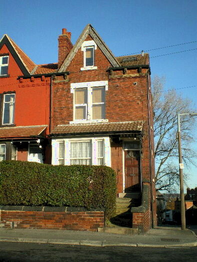 1 Bedroom Flat To Rent In Armley Ridge Road, Leeds, West Yorkshire, LS12