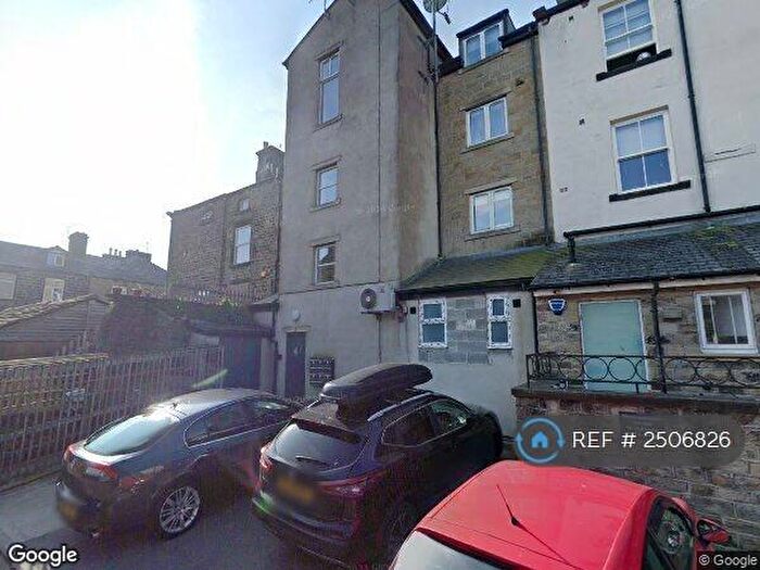 1 Bedroom Flat To Rent In Back Weston Road, Ilkley, LS29