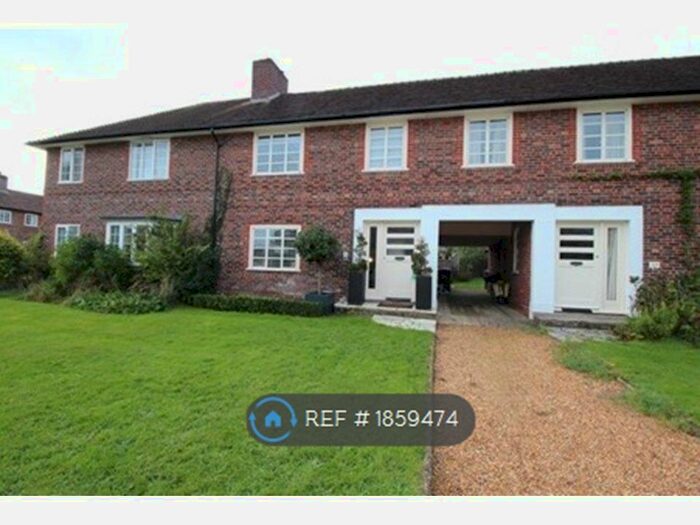 4 Bedroom Terraced House To Rent In Ethelburt Avenue, Southampton, SO16