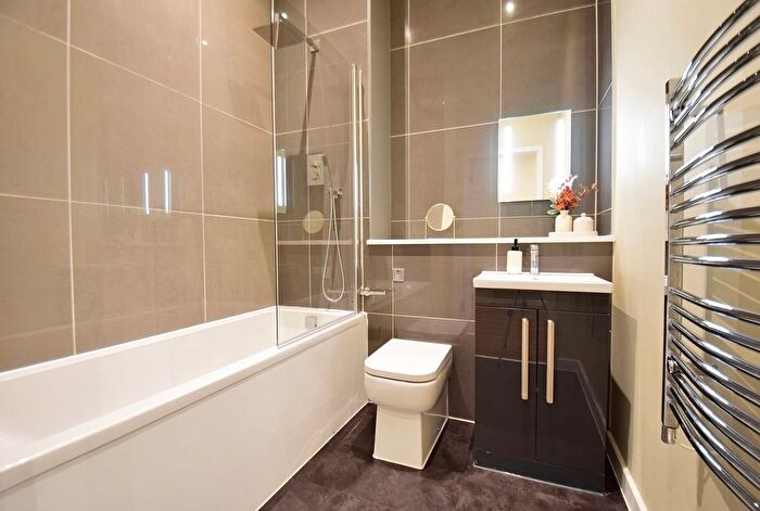 1 Bedroom Terraced House To Rent In Albion Place, Leeds, LS1