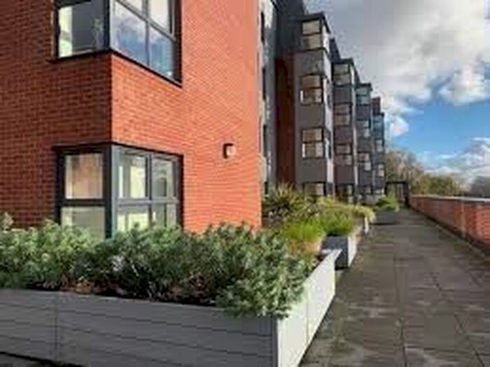 1 Bedroom Flat To Rent In St. Johns Road, Leeds, LS3