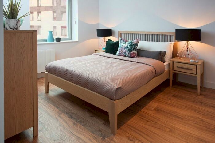 2 Bedroom Apartment To Rent In Flat Sawmill Court - Murray Street, Manchester, Greater Manchester, M4