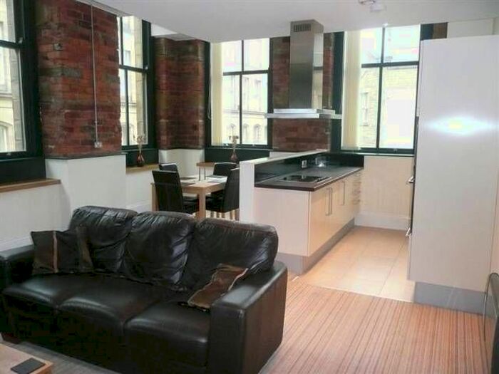 2 Bedroom Flat To Rent In Albion House, Hick Street, Little Germany, BD1